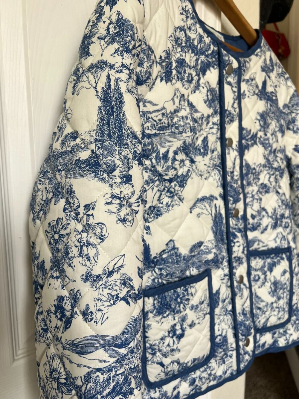 Rachel Zoe Blue & White Toile Quilted Jacket (Size L) - Picture 5 of 13